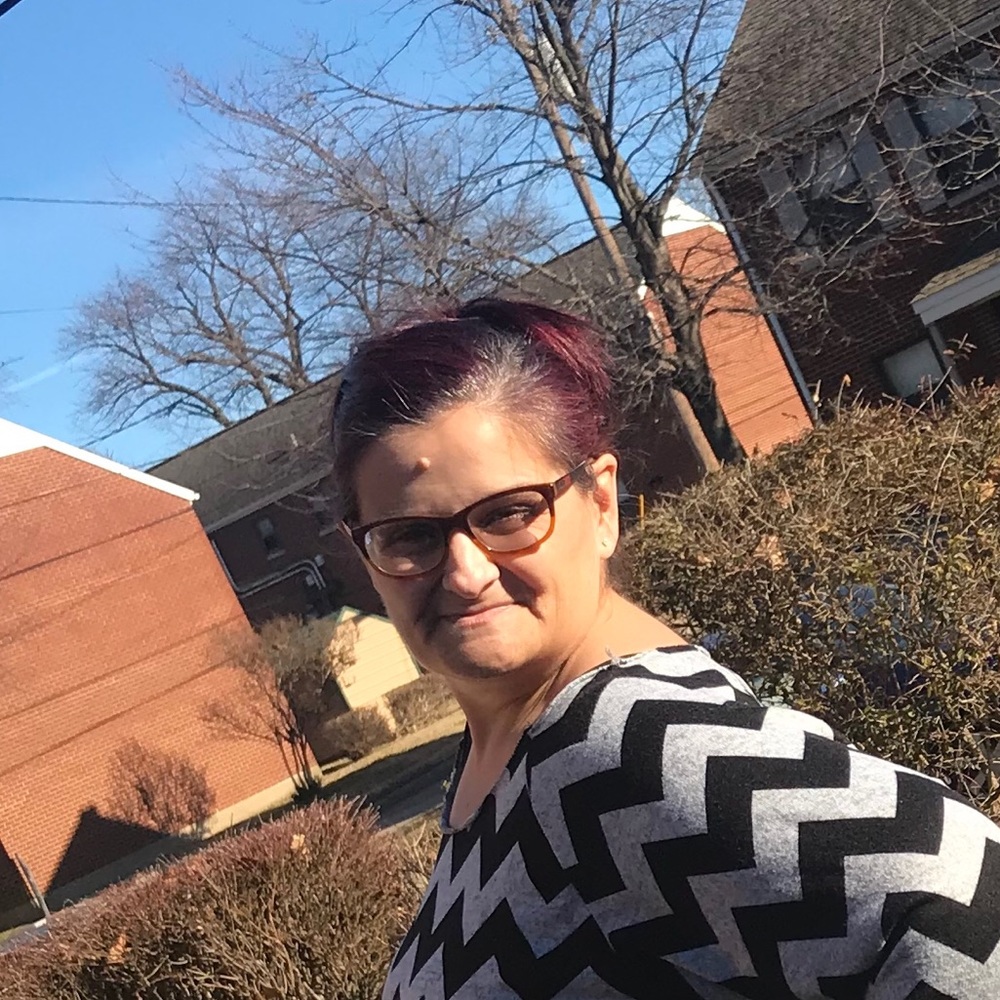 Meet your Posher, April